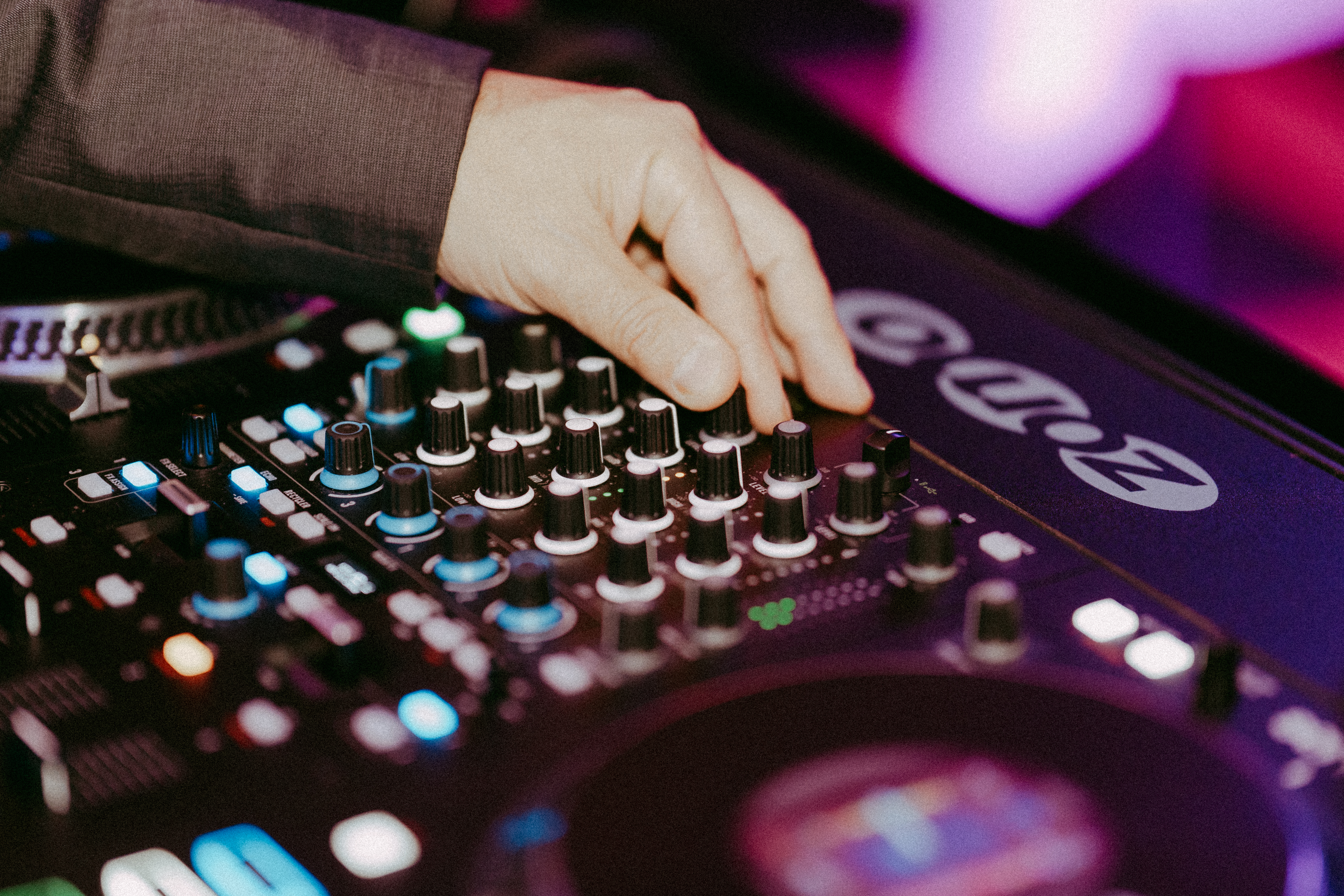 DJ Bülo am Mischpult – Live-Mixing